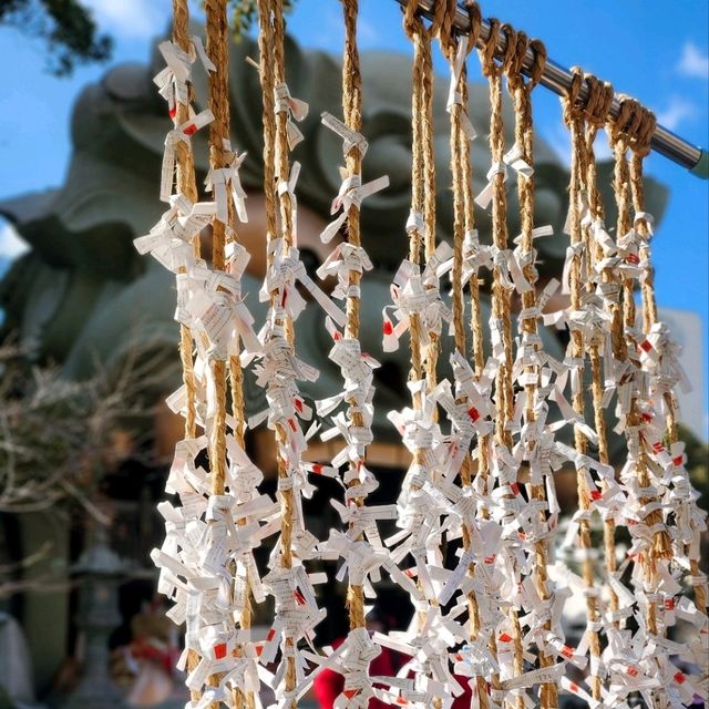Namba Yasaka Shrine ศาลเจ้าหัวสิงโตแห่งโอซาก้า