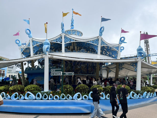  🎢🌤 Thrills Above the Clouds: Genting SkyWorlds Theme Park!