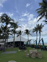 ชิลล์ริมทะเลที่ Luna Lanai หัวหิน วิวดี อาหารอร่อย