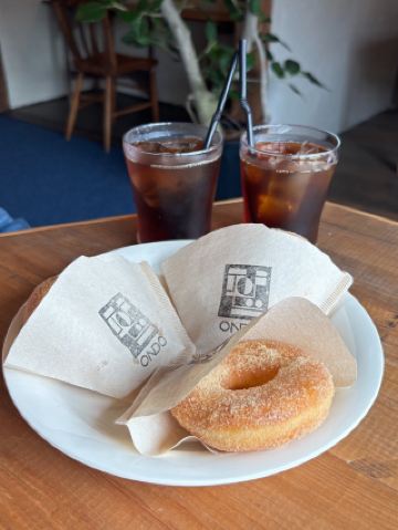 【Fukuoka Café】Enjoy donuts with a 30-minute shelf life.