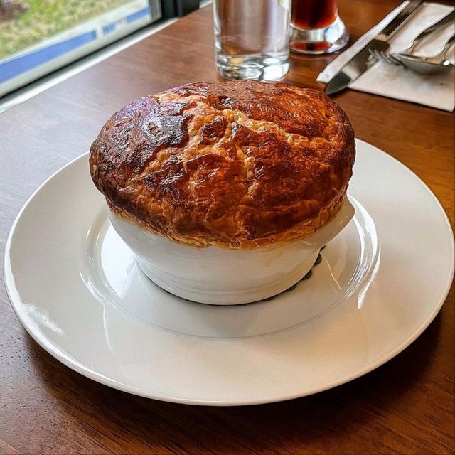 Flaneur Restaurant