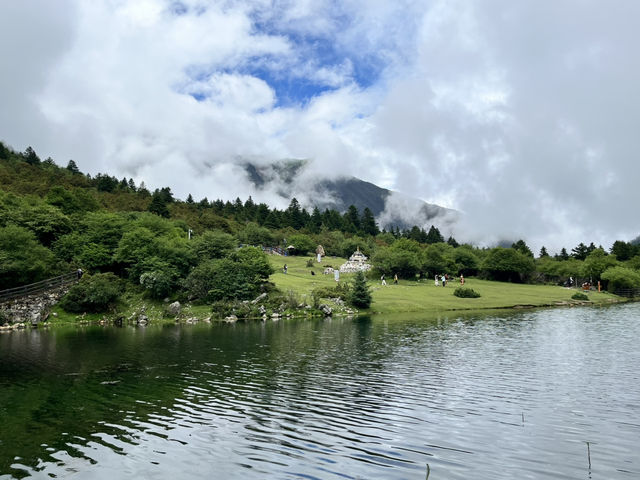  🌈 Qisehai (Seven-Color Lake) at Kangding 🌈