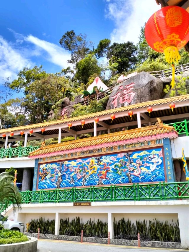 🎢🌄 Top Attractions in Genting Highlands – Malaysia’s Hilltop Playground! ⛅