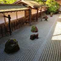 龍安寺 — 枯山水之美