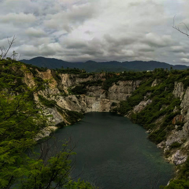 ชลบุรี  มีแบบนี้ด้วยเหรอ!! 🌲⛰️🌲