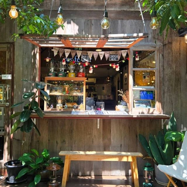 Resfeber Cafe คาเฟ่คลอง 2 ลำลูกกา 
