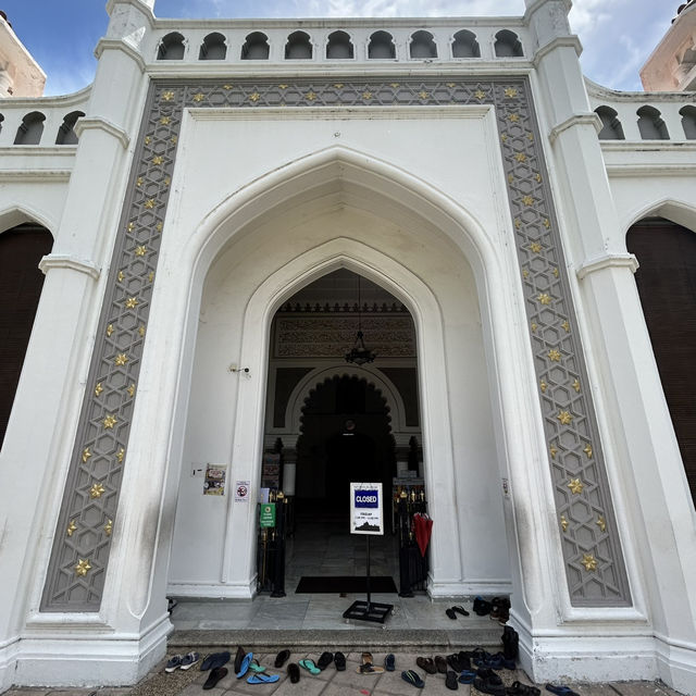 🕌 Solo Cultural Journey: Masjid Kapitan Keling – Penang’s Historic Muslim Landmark