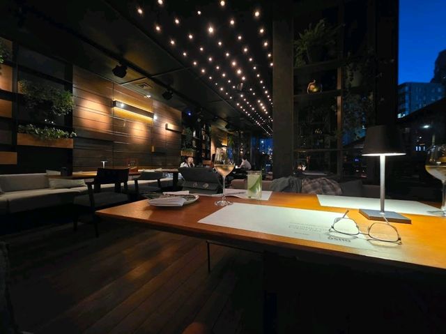 Osho Bar & Kitchen