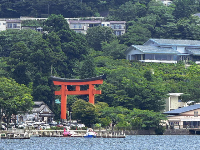 Hakone: More Than Just a Torii, a Summer Escape! Hakone Hakone 🏞️