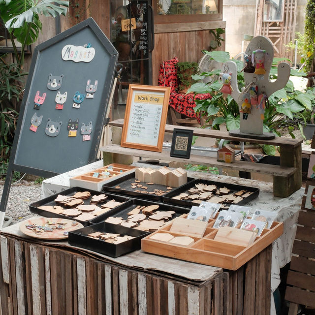 Columbo craft village