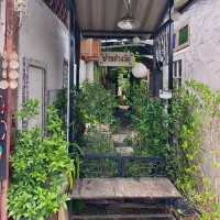  บ้านข้างวัด (Baan Kang Wat), เชียงใหม่