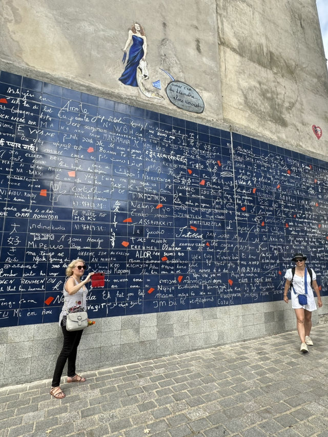 🎨芸術家たちの丘・モンマルトルで、パリの“絵になる時間”を。🇫🇷🖌️