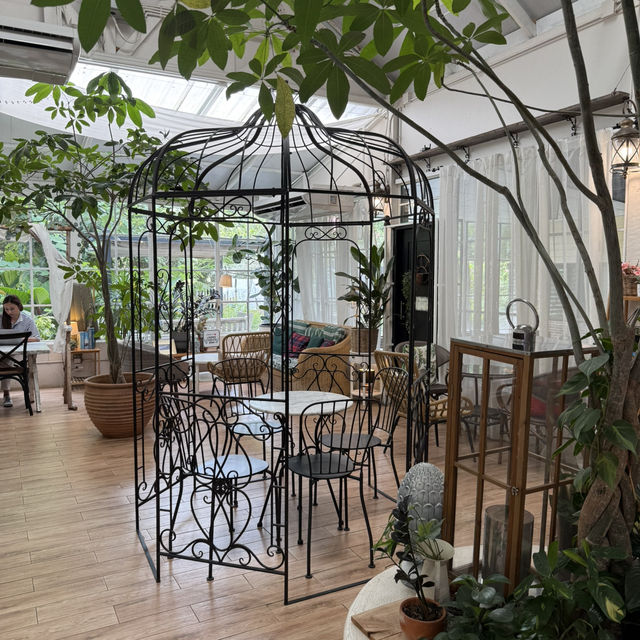 The Creeper House คาเฟ่ในสวนสุดน่ารักในระยอง 
