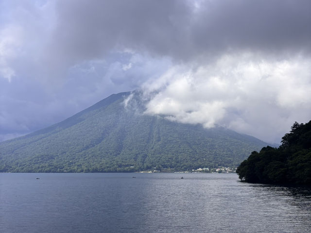 日光中禪寺湖