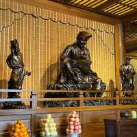 🕊️ Tranquility Amidst the Peaks — A Visit to 灵隐寺 (Lingyin Temple)