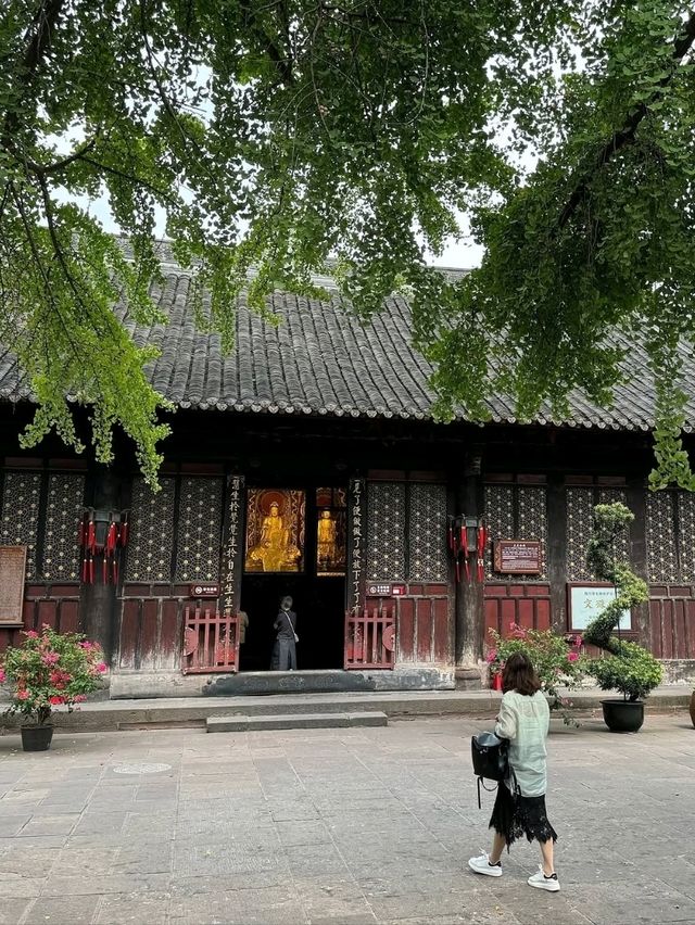 Discover Serenity and Culture at Wenshu Monastery in Chengdu