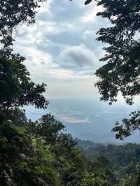 「柔佛隱藏版打卡山丘。」