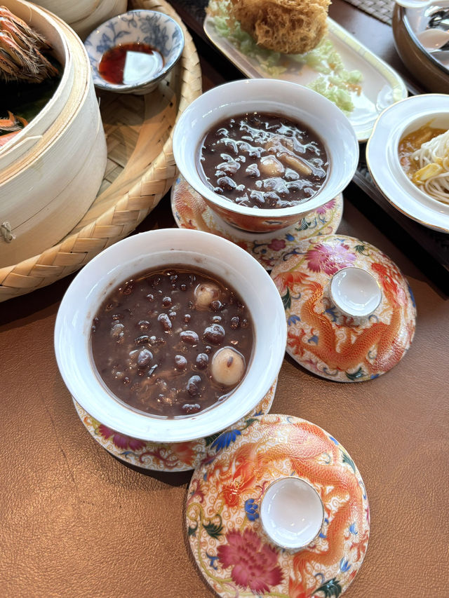 嘆住海景食大閘蟹chill到爆‼️附送3 小時無邊際泳池游水💦