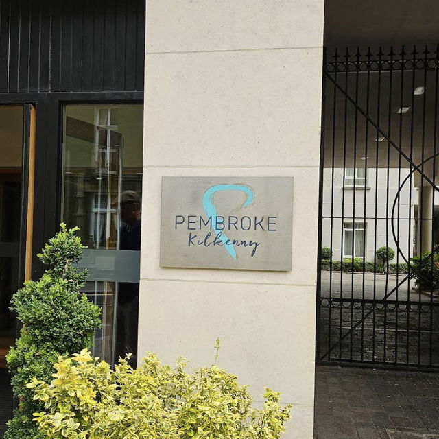 Pembroke Kilkenny Hotel – Boutique Elegance at the Heart of Medieval Mile