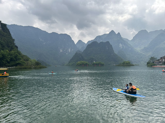 🌊 Haokun Lake – Baise’s Hidden Paradise!