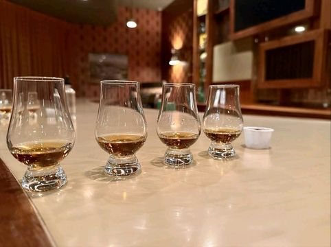 Sip History and Flavor at the Evan Williams Bourbon Experience Sip History and Flavor at the Evan Williams Bourbon Experience