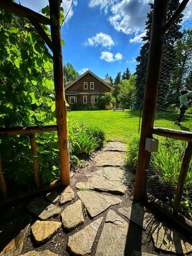 🌿 Reader Rock Garden – Calgary’s Historic Hillside Oasis