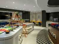 Modern Splash Views🏊 with Haytt place Dubai Jumeirah 🌞