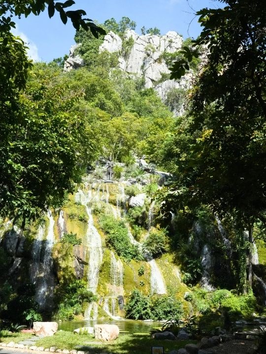 🎋ไวัพระทำบุญ วัดเขาวง สระบุรี 🎋ไวัพระทำบุญ วัดเขาวง สระบุรี