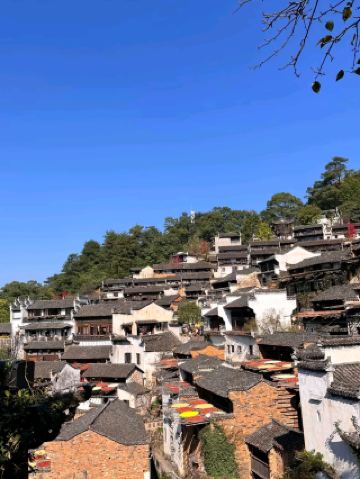 Huangling: ผืนผ้าใบที่มีชีวิตในชนบทของจีน