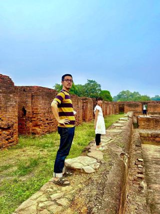 Explore the world's first and largest Buddhist university.