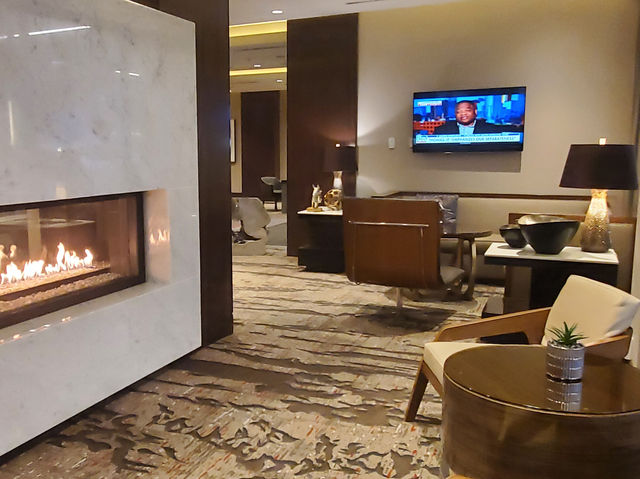 🏨 Modern Comfort at Calgary Marriott Hotel 