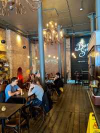 200 Degrees Coffee Shop & Barista School