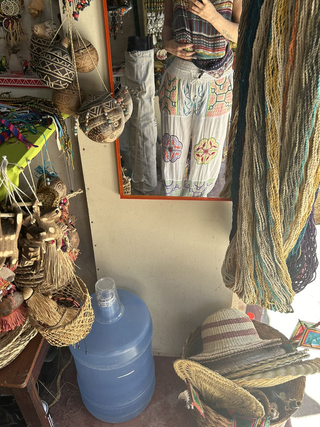 イキトス🇵🇪【先住民アートマーケット】🌈🎨