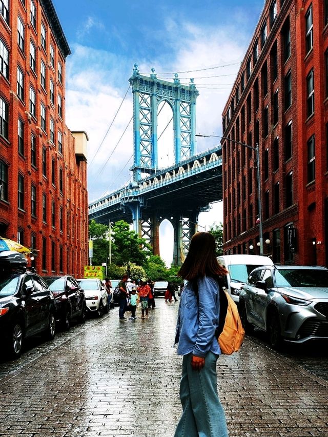 DUMBO Manhattan Bridge View (Brooklyn)