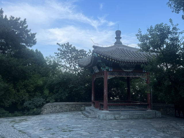 Fragrant hills