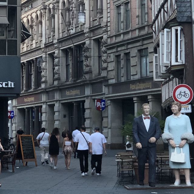 Brunswick Germany - city of cartoon statues 
