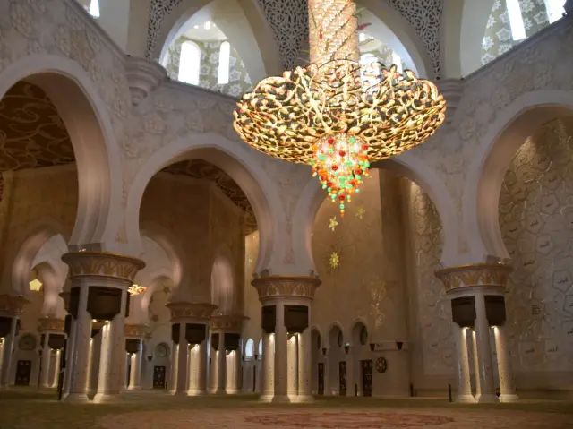 The Grand Mosque of Abu Dhabi 
