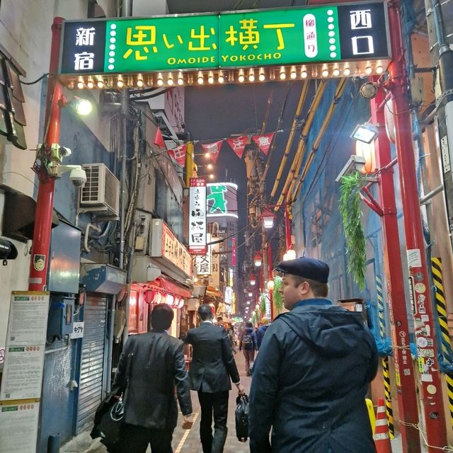 A Taste of Nostalgia in Yomoide Yokocho 🍜