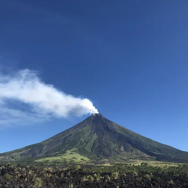 Mayon volcano 