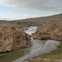 The most beautiful lake in Kyrgyzstan & guide - Kel Suu