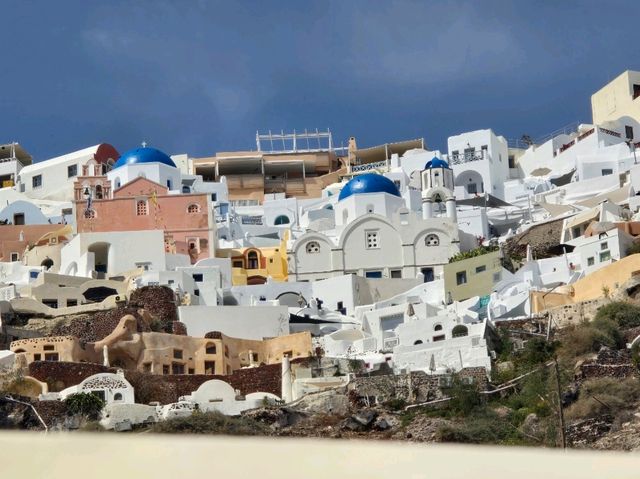 amazing vibes in Santorini 