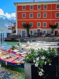 🏞 Borghi: A Tranquil Italian Village of Stone and Tradition 🇮🇹✨