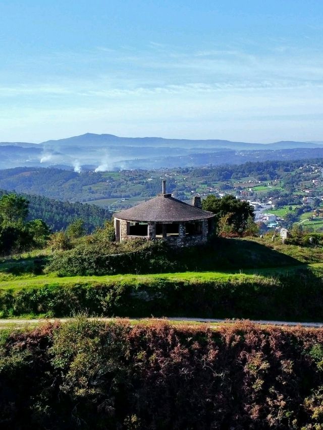 🌿 Between Oaks and Granite – A Estrada, Galicia, Spain