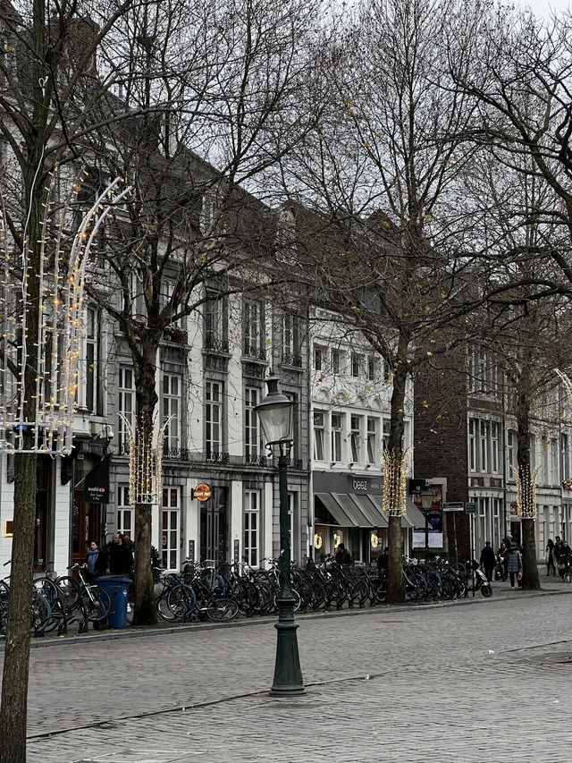 🇳🇱✨ Boschstraatkwartier – Where Industrial Soul Meets Maastricht’s Modern Heart 🏙️🧱  