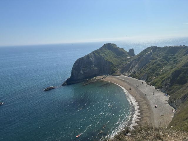 Nature’s Masterpiece: Durdle Door Nature’s Masterpiece: Durdle Door