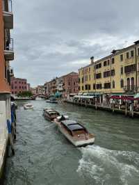 Discover the Enchantment of Venice! 🇮🇹❤️