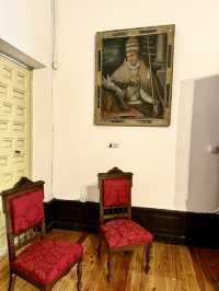 Intimate and Atmospheric