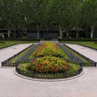 Green Escapes in the Concrete Jungle – The Many Beautiful Parks of Shanghai 🌿🏙️🌸