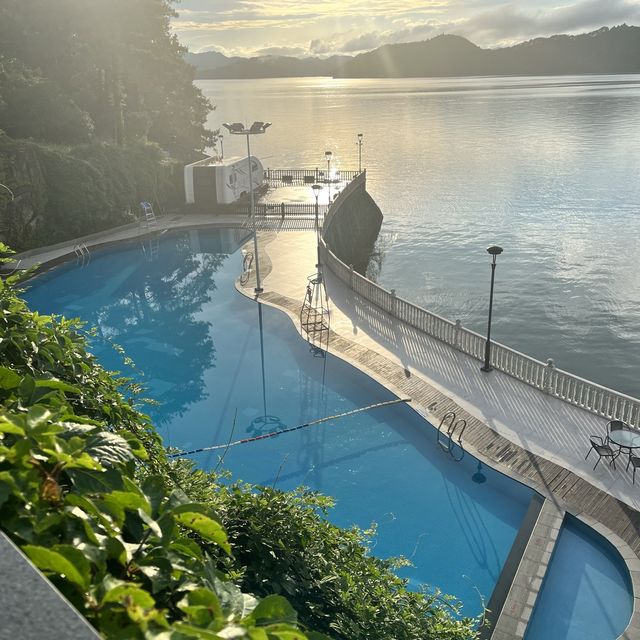 Thousand Island lake hotel