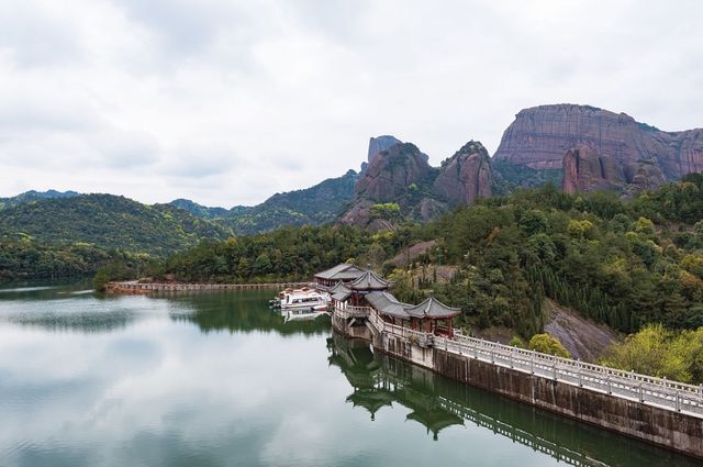 "揭開江西上饒旅遊的神秘面紗，你敢來嗎？"